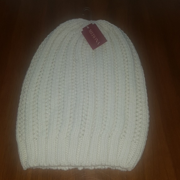 Merona Accessories - Merona Knit Hat